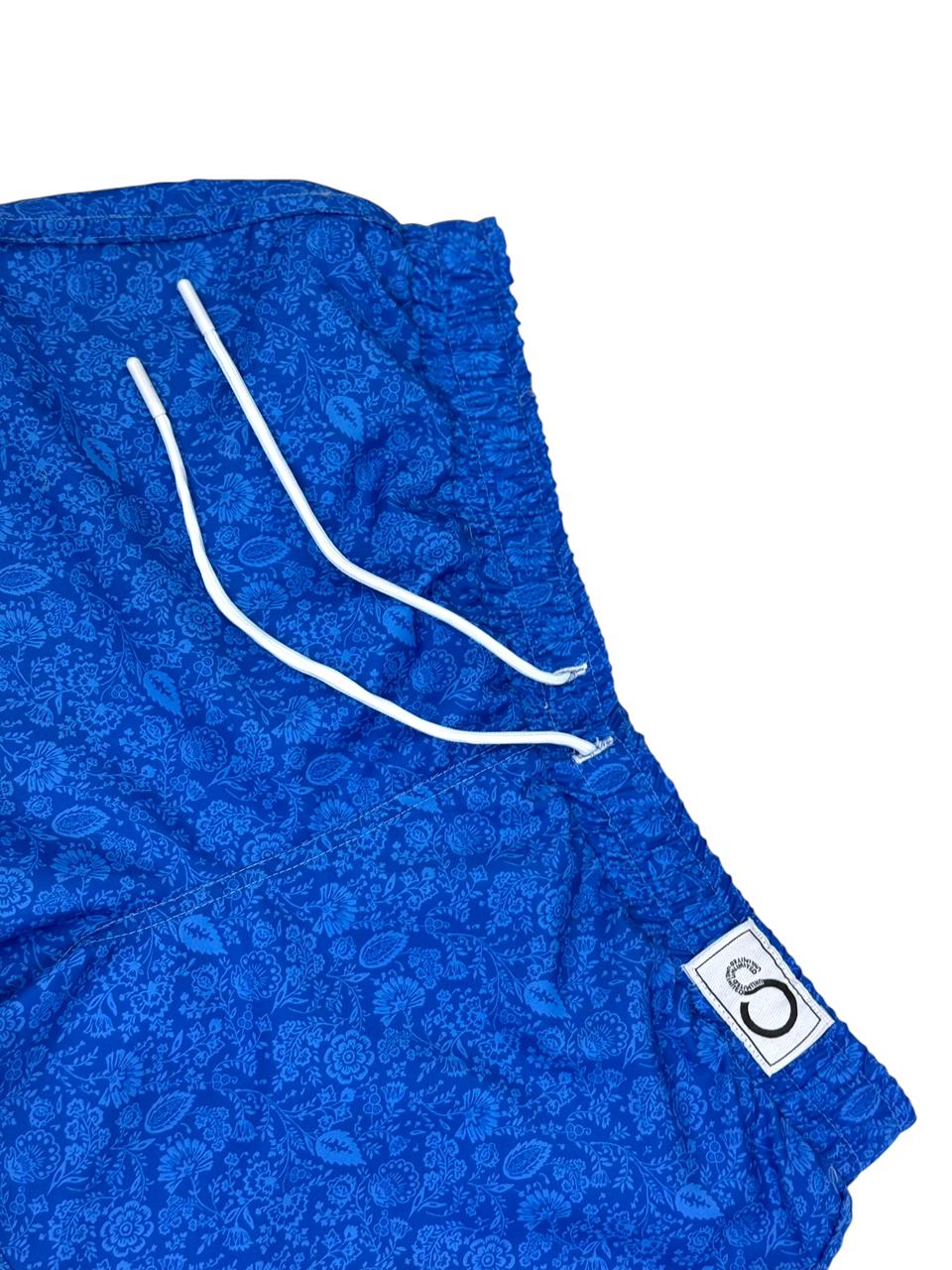 short patterned swimming trunk